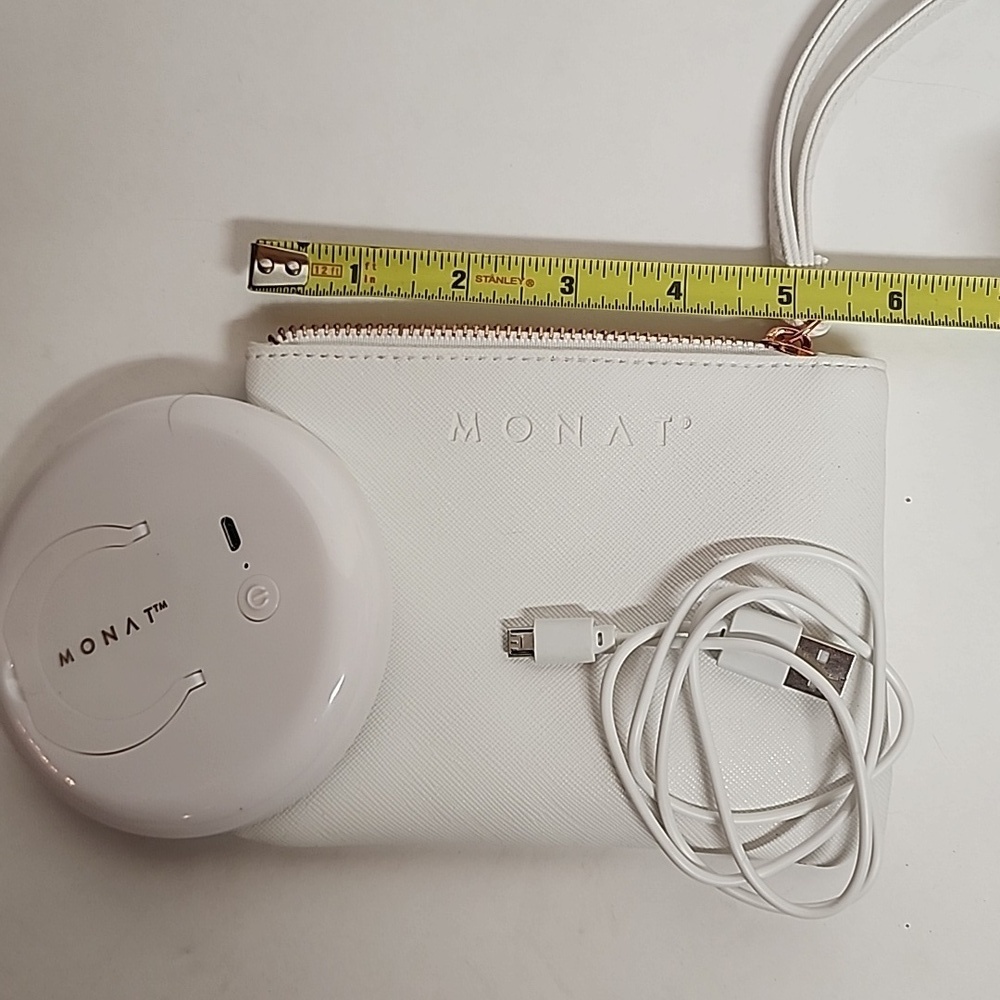 Monat White Wristlet Pouch and Mirror Device Set With Charger - Picture 5 of 7